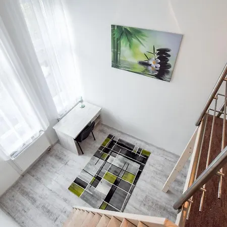 Apartment Cityscape Budget Damjanich