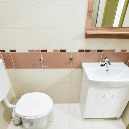 Cityscape Budget Damjanich Apartment Budapest