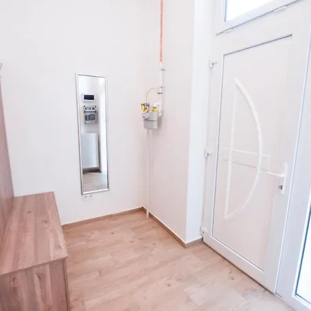 Apartment Cityscape Budget Damjanich Budapest
