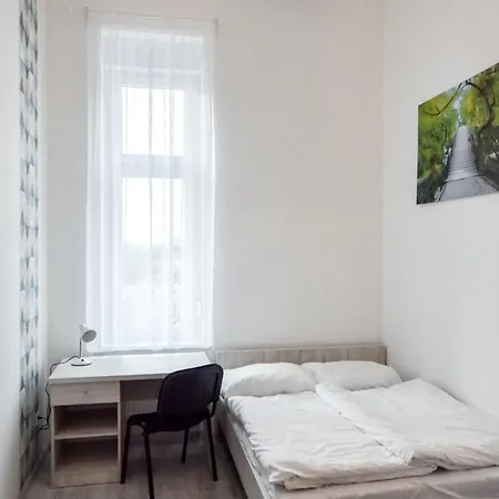 Apartment Cityscape Budget Damjanich *