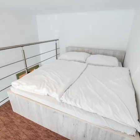 Apartment Cityscape Budget Damjanich *