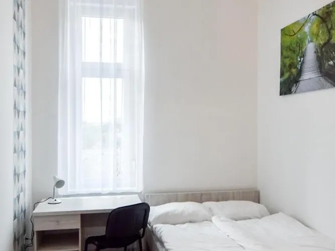 Apartament Cityscape Budget Damjanich *
